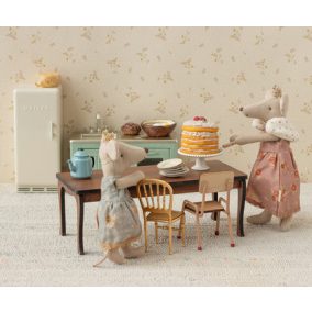 Maileg hosszú dohányzóasztal egérkéknek - Barna