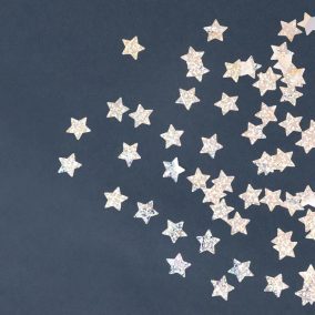 Irizáló Csillag Konfettiágyú 40 cm