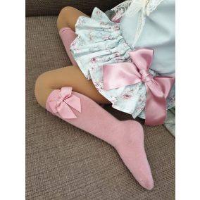 Magasszárú zokni masnival - törtrózsaszín