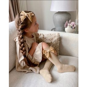 Magasszárú zokni bársony masnival - fahéj