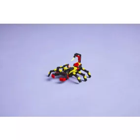 LEGO Creator 31159 Vadállatok: Meglepetésekkel teli pók