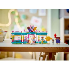 LEGO Friends 42649 Heartlake City édességbolt