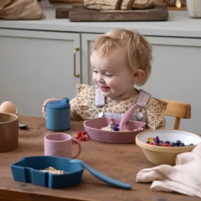 Sebra Szilikon csőrös fedél Mums pohárhoz - Sötétkék
