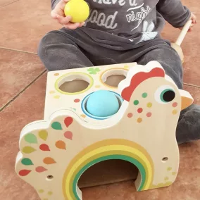 Golyókalapálós játék – Tyúk