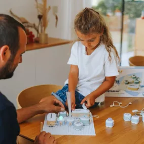   Kidyelec Az első tanuló készletem az áramkörökről Starter