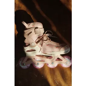 Konges Slojd Görkorcsolya LED Kerekekkel - Cherry Blush