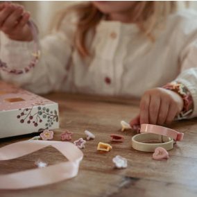   Little Dutch adventi kalendárium charm készítővel és matricával