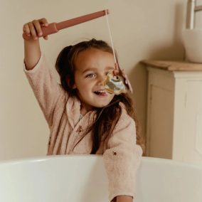 Little Dutch horgászos fürdőjáték - lányos