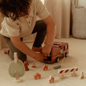 Little Dutch tűzoltó autó kiegészítőkkel