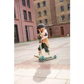 Scoot and Ride Highwaykick 3S roller - Forest