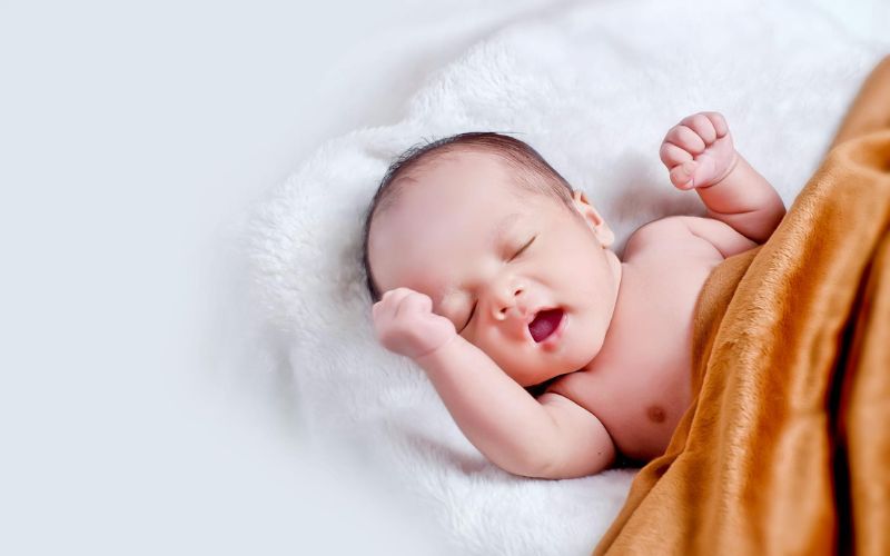 Mi a kutacs: minden, amit fontos tudnia a friss szülőknek