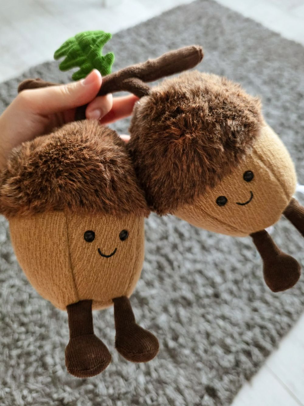 Jellycat plüss - Ort & Tum Makkocskák

