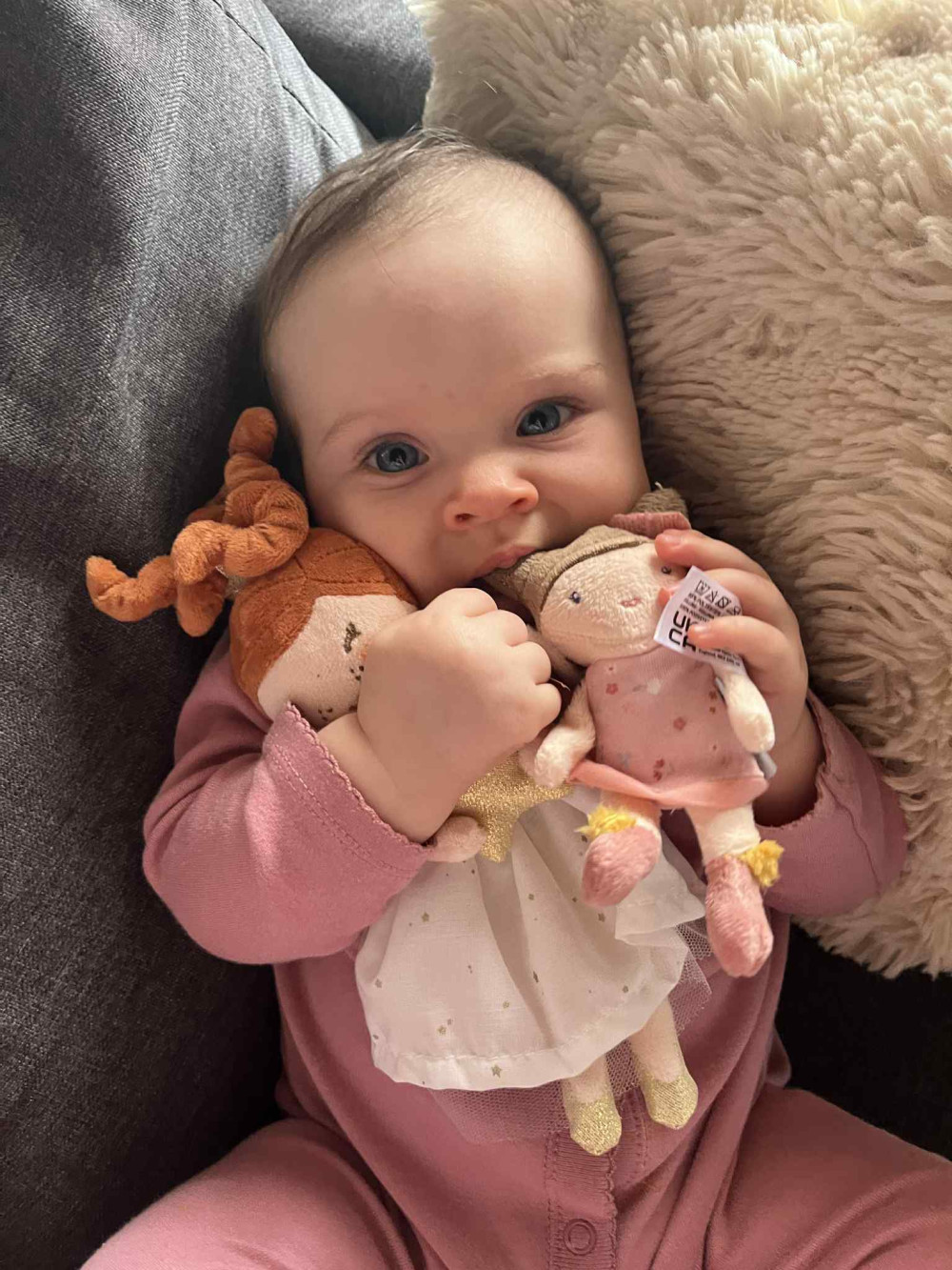 Little Dutch Rosa baba 10 cm (kicsi) - Új ruhában
